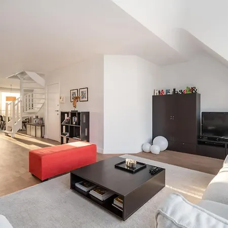 Stijlvol & Lichtrijk Penthouse App Met Parking