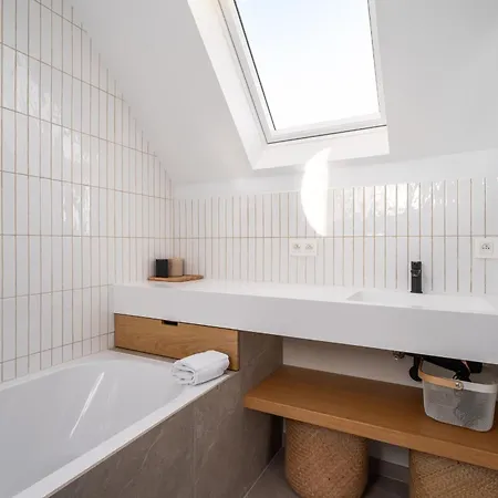 Apartamento Stijlvol & Lichtrijk Penthouse App Met Parking Knokke-Heist